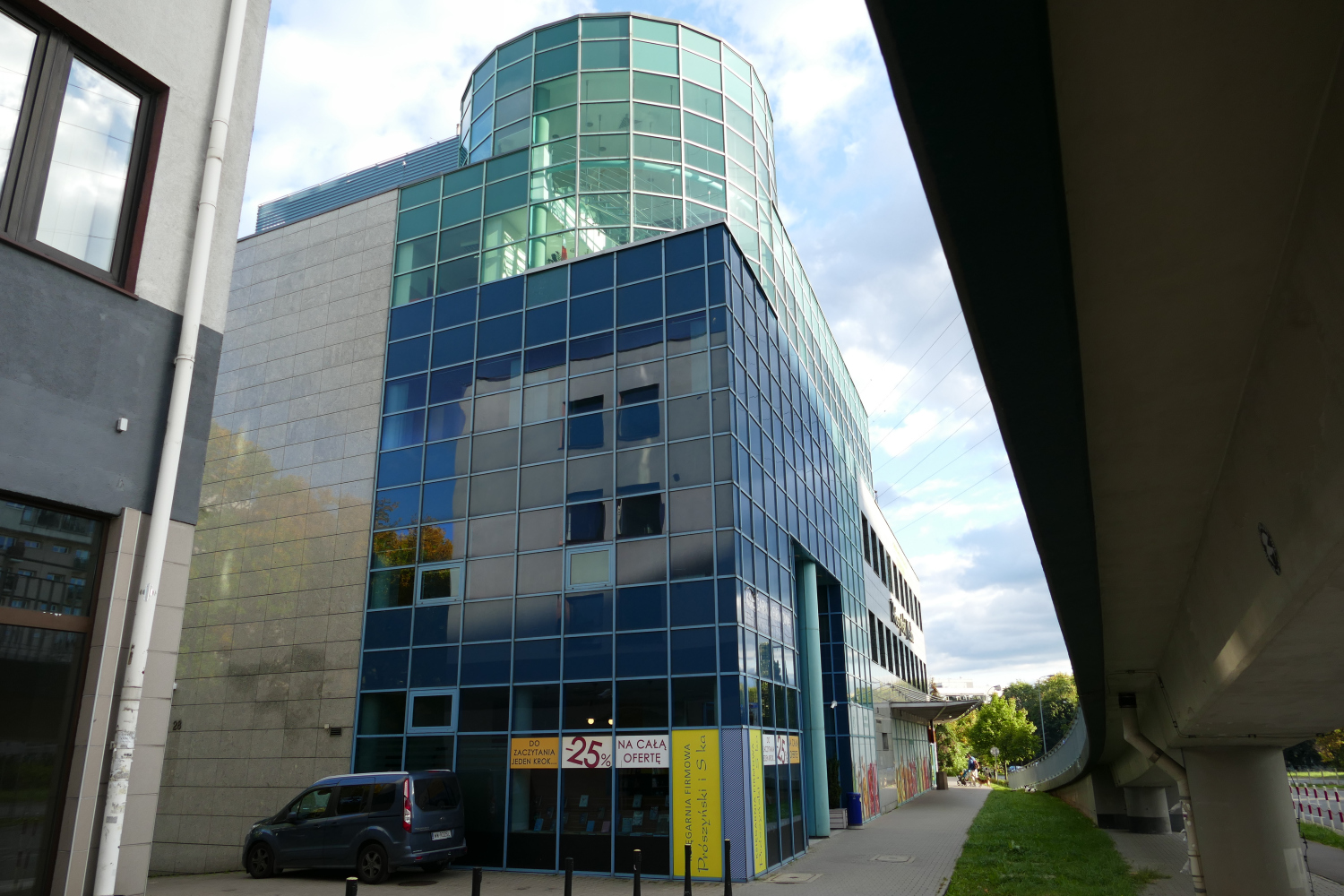 Zdjęcie architektury budynku BTB Office Center